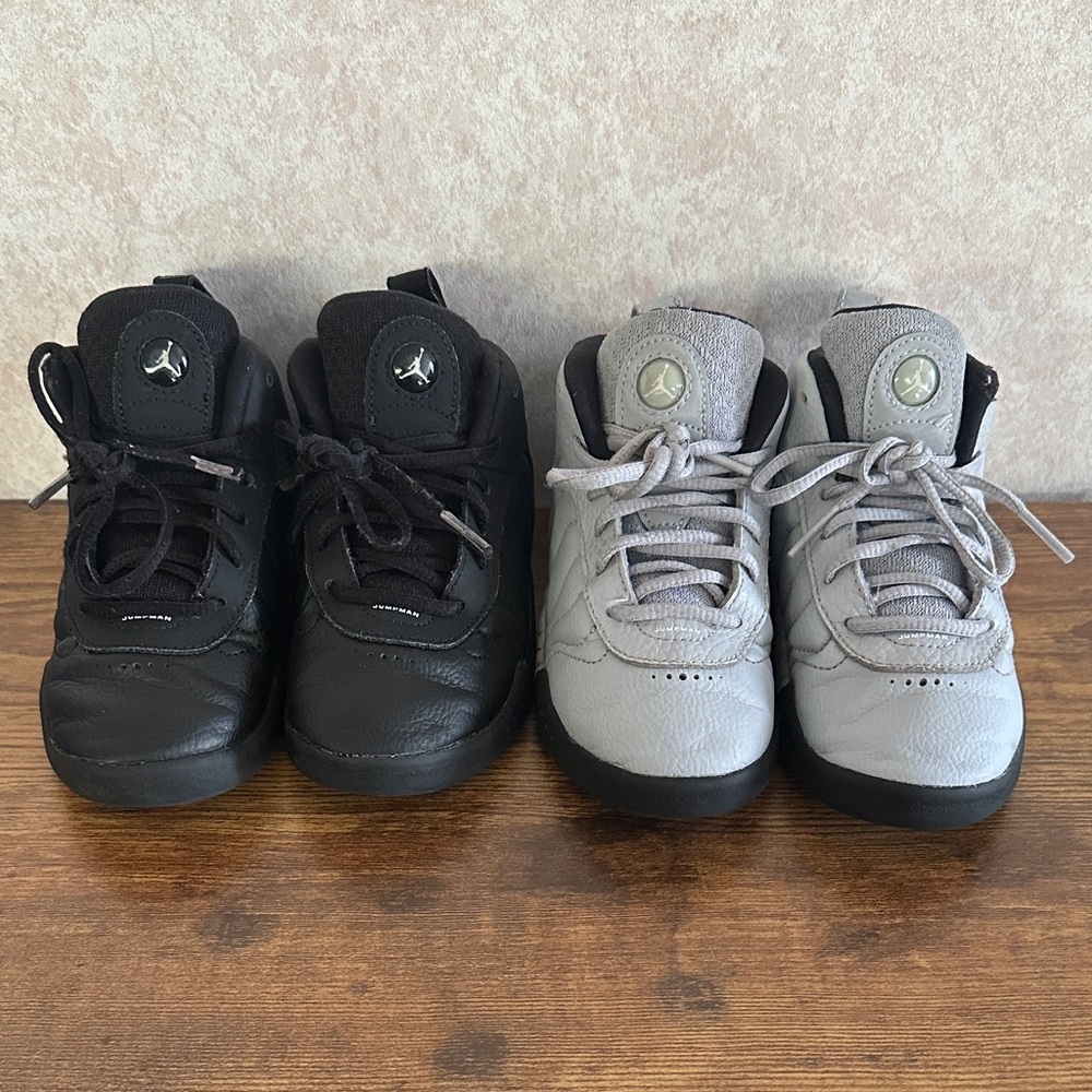 Jordan Kids Sneakers in Black and Light Gray 2 Pairs